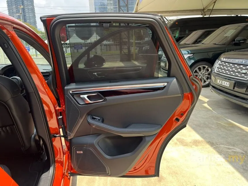 2023 Porsche Macan SUV