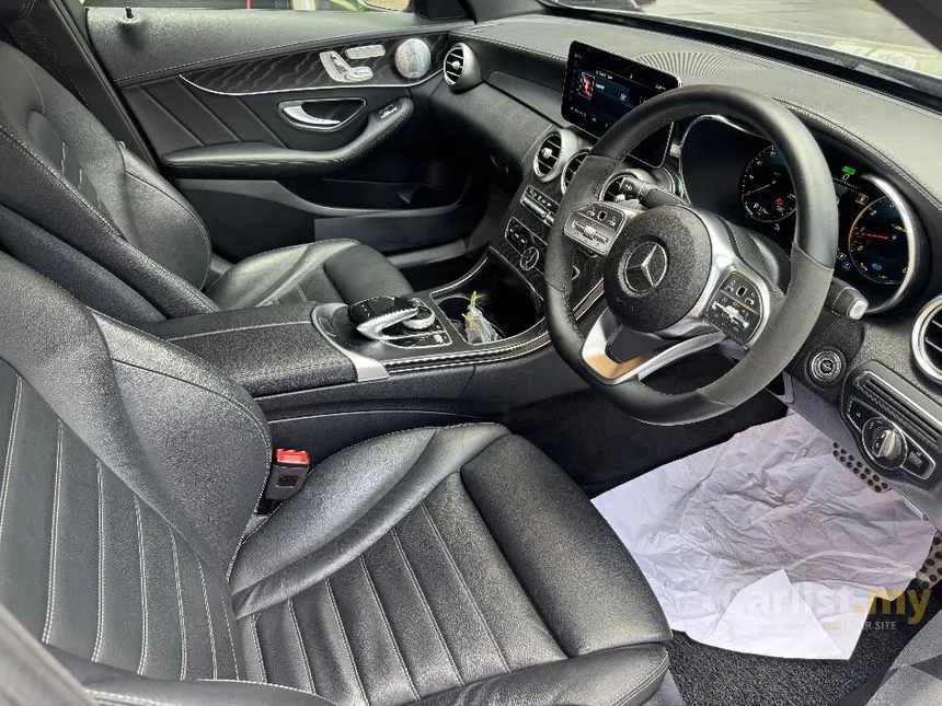 2020 Mercedes-Benz C300 AMG Line Sedan