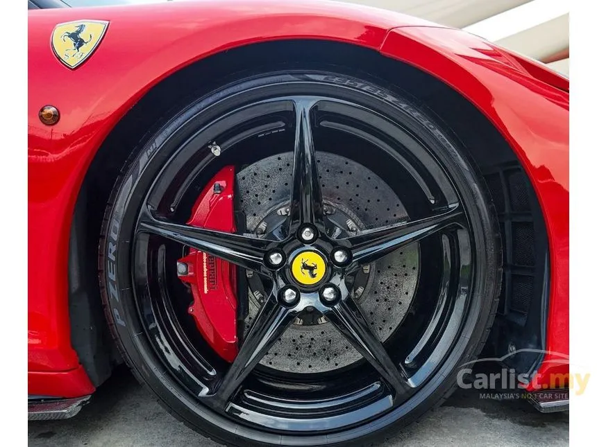 2012 Ferrari 458 Italia Coupe