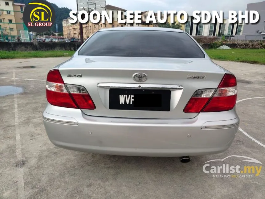 2004 Toyota Camry V Sedan