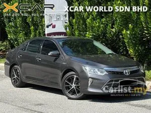 2016 Toyota Camry 2.5 Hybrid Sedan