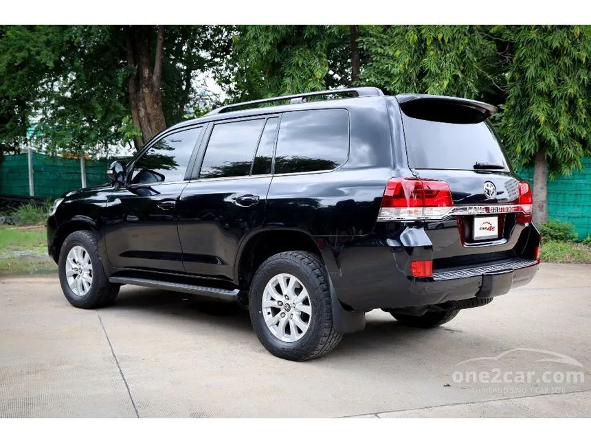 2018 Toyota LAND CRUISER AX SUV
