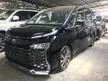 Recon 2022 Toyota Voxy 2.0 FACELIFT MPV NEW UNREGISTERED 55KM ONLY..