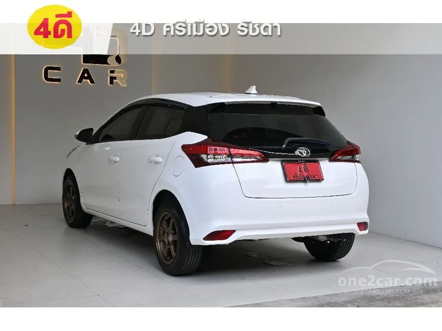 2018 Toyota YARIS E Hatchback