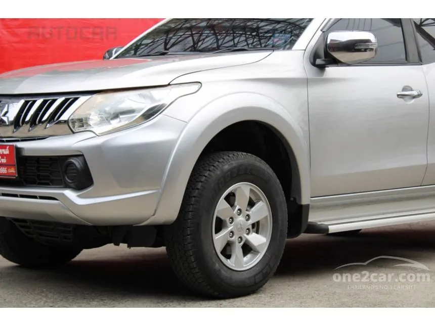 2017 Mitsubishi TRITON GLX Plus Mega Cab Pickup