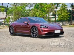 2021 Porsche Taycan Performance Battery Plus Sedan