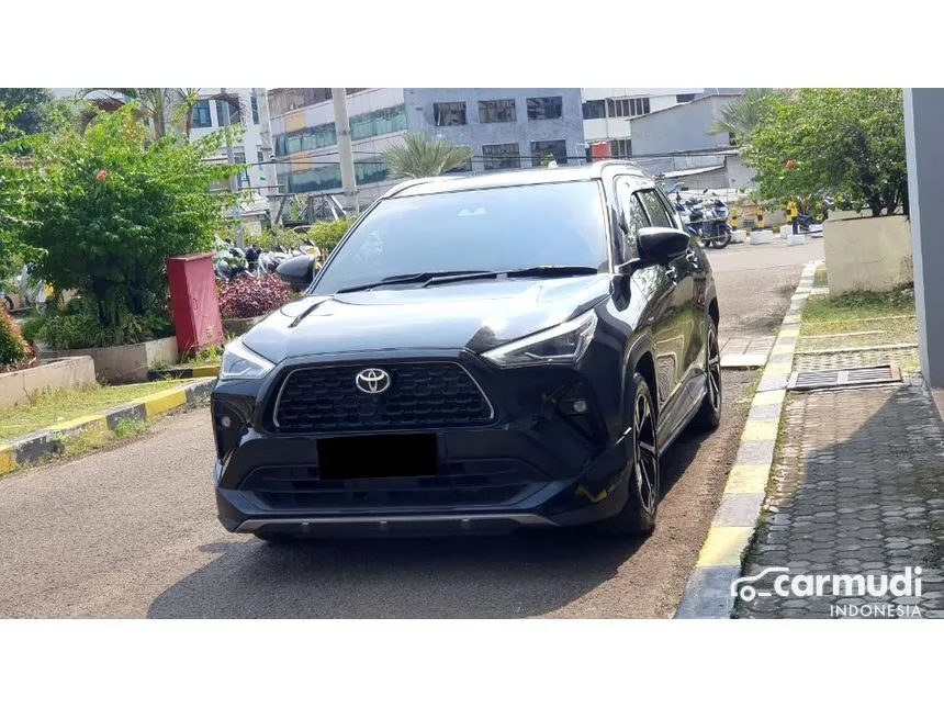 2023 Toyota Yaris Cross S HV with GR Parts Aero Pkg SUV