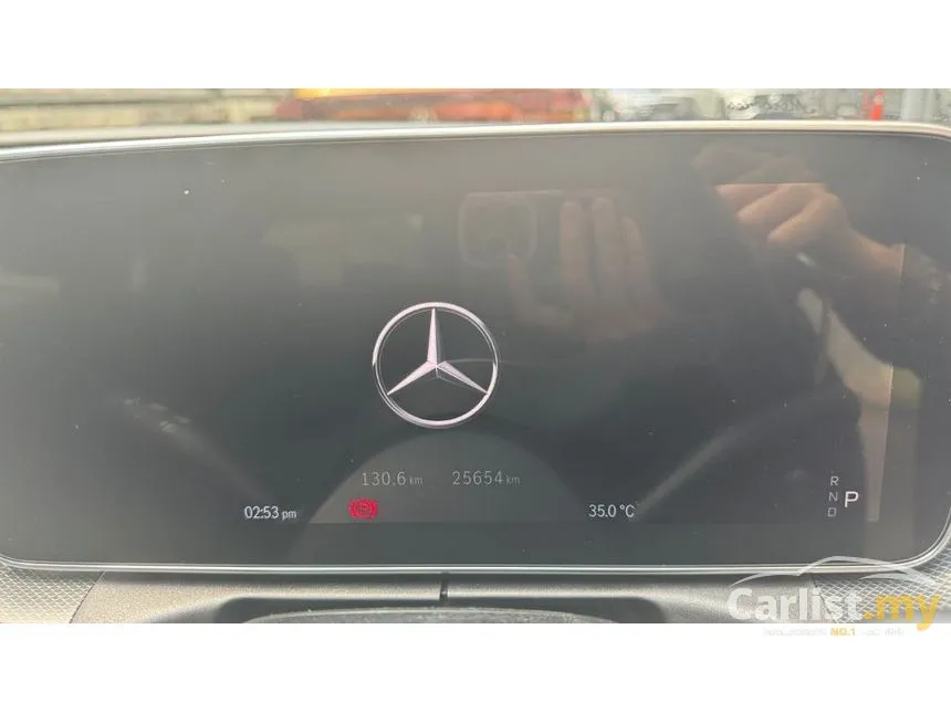 2025 Mercedes-Benz C200 Avantgarde Sedan