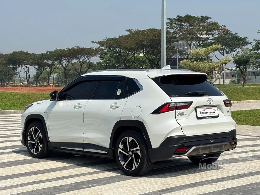 2023 Toyota Yaris Cross S HV with GR Parts Aero Pkg SUV