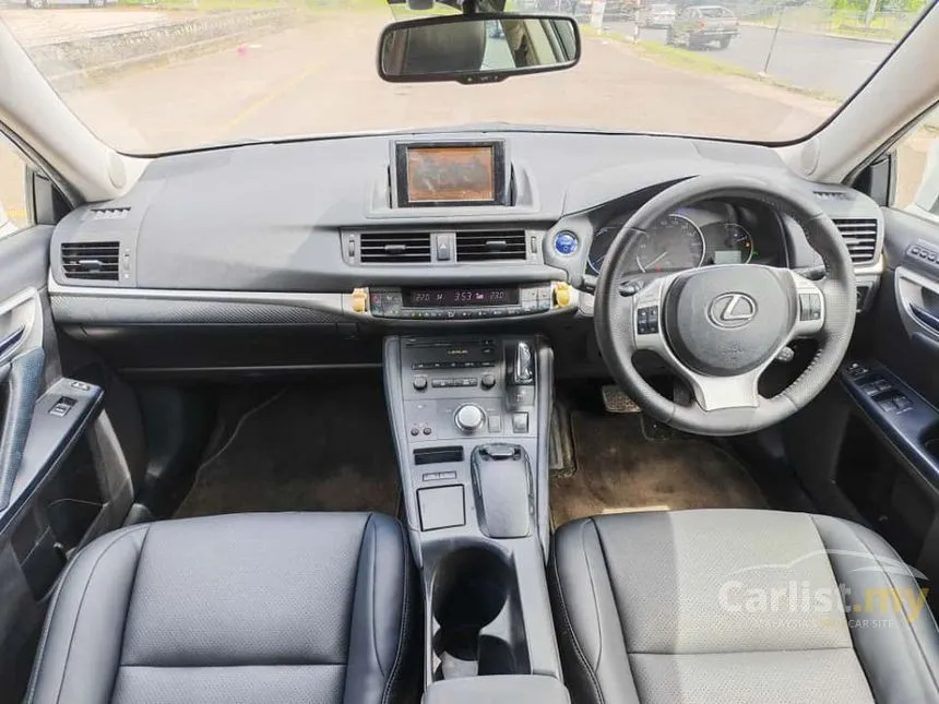 2011 Lexus CT 200h Hatchback