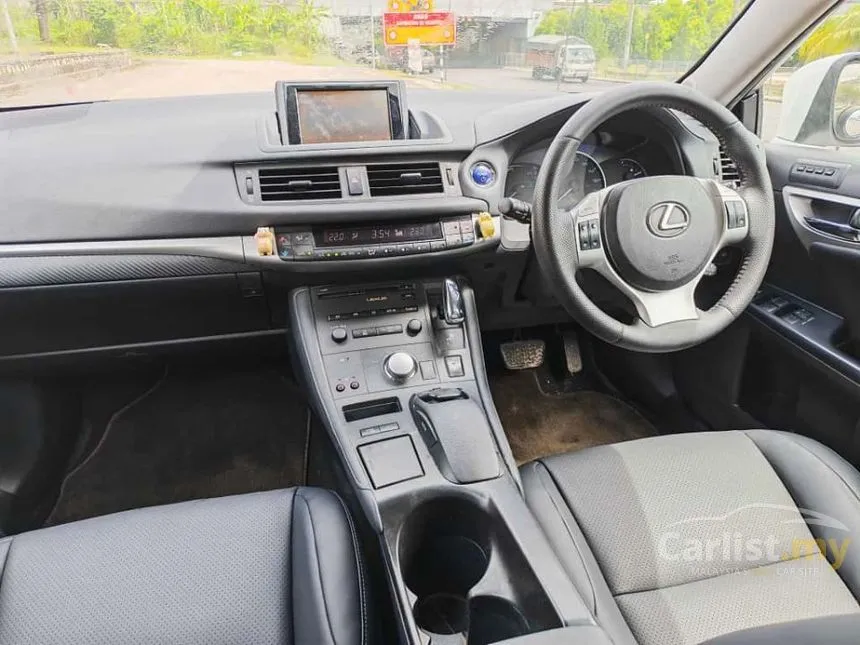 2011 Lexus CT 200h Hatchback