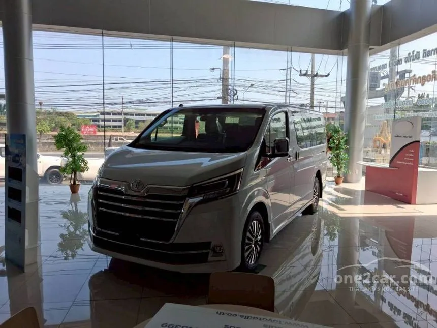 2026 Toyota Majesty Premium Van