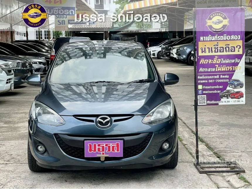 2010 Mazda 2 Groove Sedan