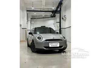 2025 MINI Cooper Cooper SE Hatchback