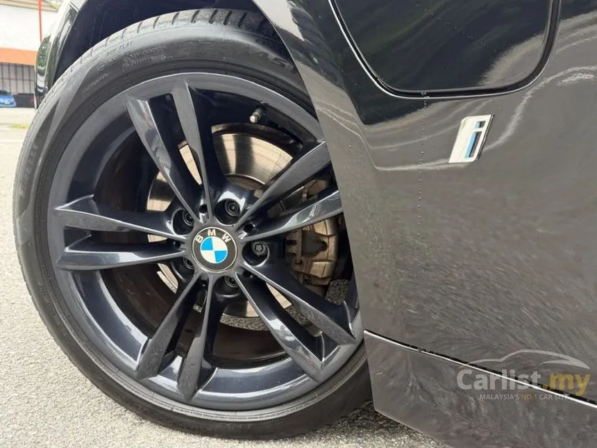 2018 BMW 330e M Sport Sedan