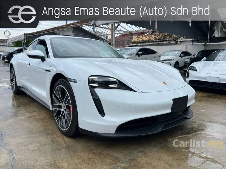 2021 Porsche Taycan 4S Sedan
