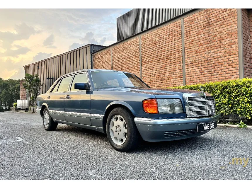 1988 Mercedes-Benz 300SEL Sedan