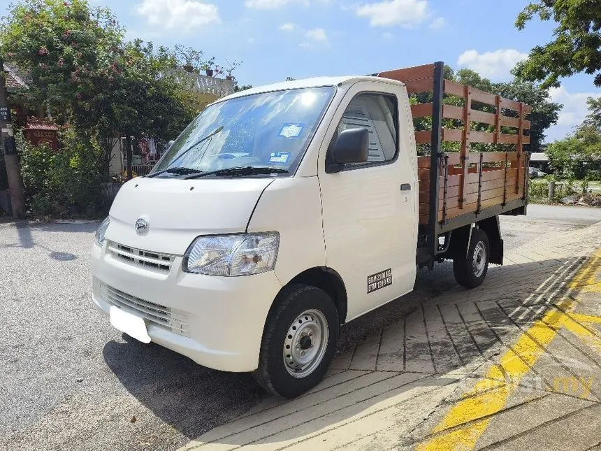 2019 Daihatsu Gran Max Wooden Cargo Cab Chassis