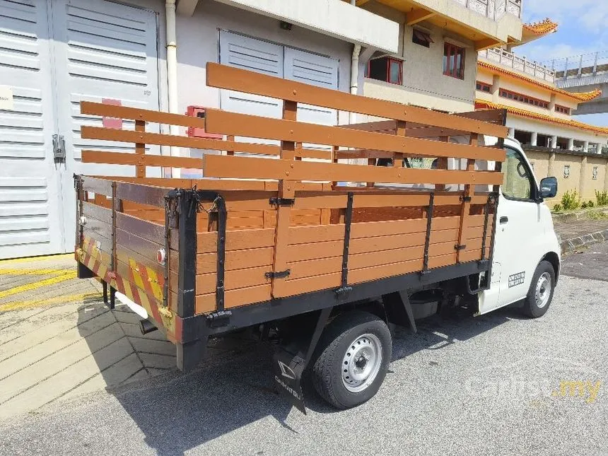 2019 Daihatsu Gran Max Wooden Cargo Cab Chassis