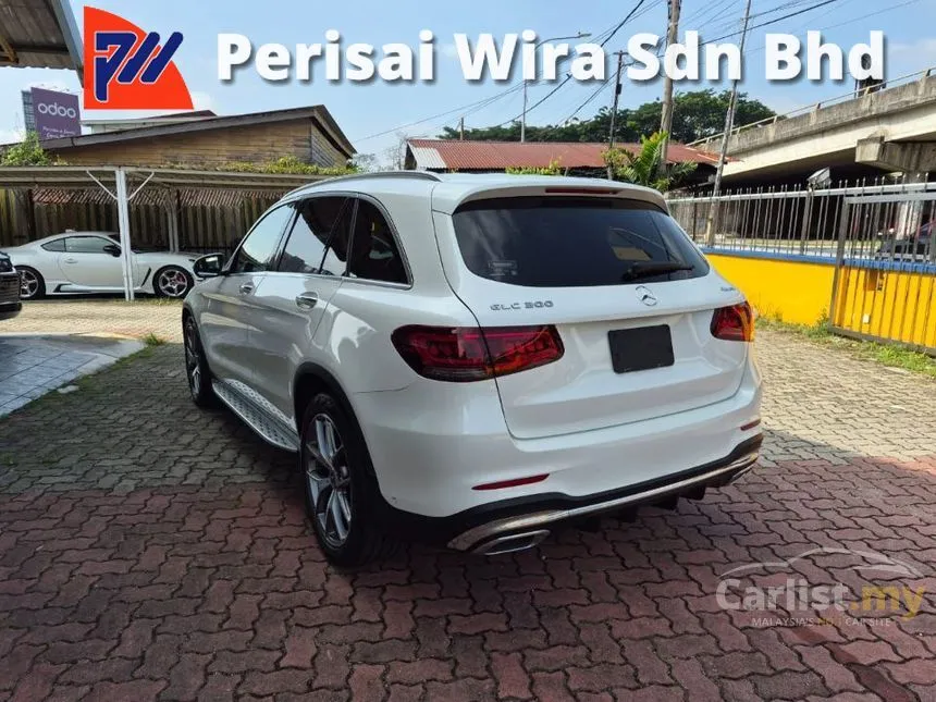 2021 Mercedes-Benz GLC300 4MATIC AMG Line SUV