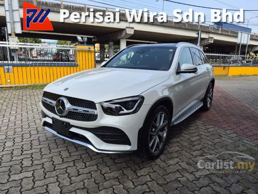 2021 Mercedes-Benz GLC300 4MATIC AMG Line SUV