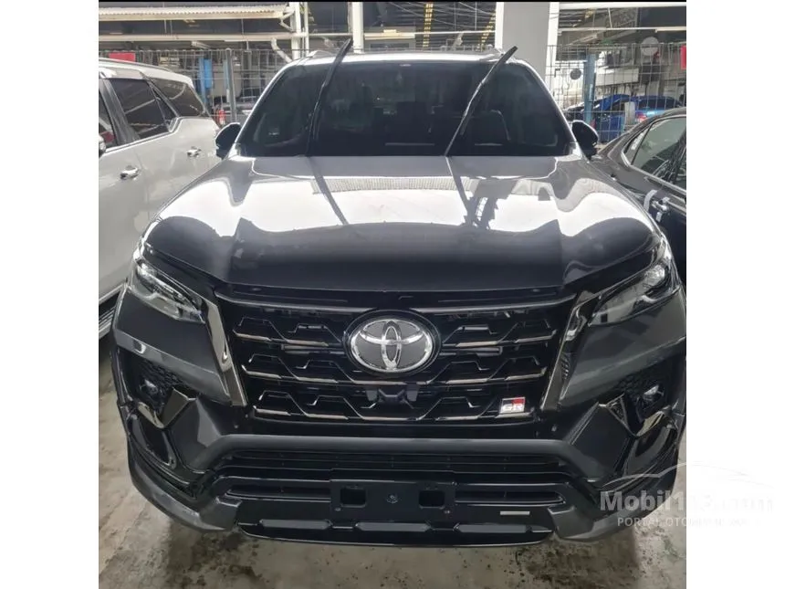 Jual Mobil Toyota Fortuner 2024 GR Sport 2.8 di DKI Jakarta Automatic SUV Abu