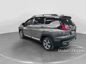 2023 Mitsubishi Xpander Cross 1.5 Premium MPV