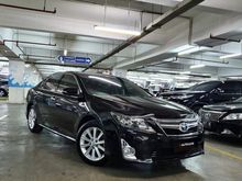 2014 Toyota Camry Hybrid 2.5 Hybrid Sedan