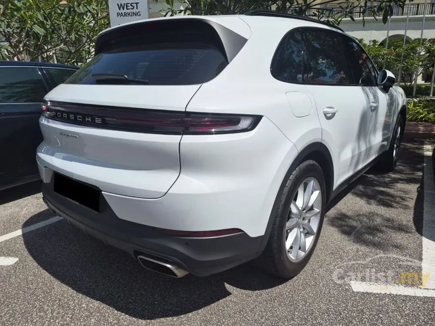 2025 Porsche Cayenne SUV