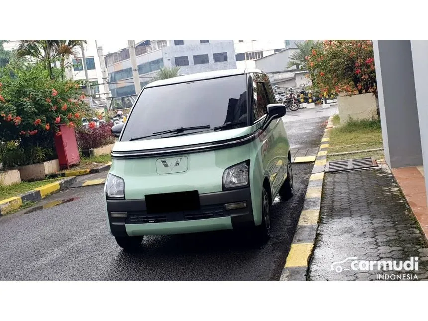 2023 Wuling Air EV Standard Range Hatchback