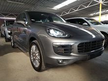 2014 Porsche Cayenne 3.6 S SUV Twin Turbo Power Boot Xenon Light LED Daytime Running Light Bose Sound System Panoramic Roof Side Step Reverse Camera