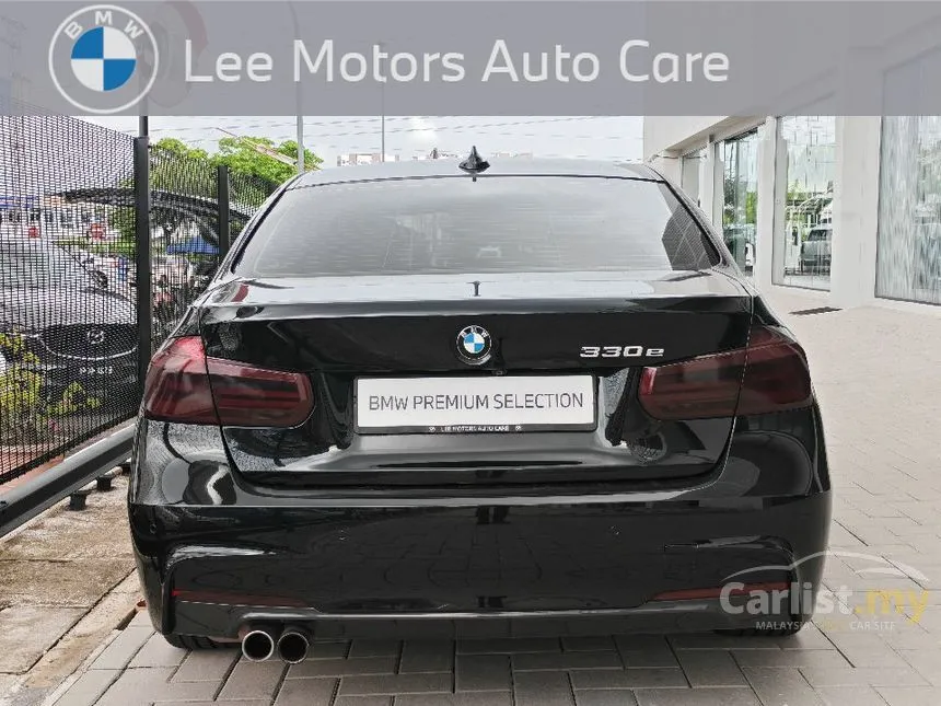 2018 BMW 330e M Sport Sedan