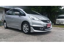 2013 Honda Jazz 1.5 (ปี 08-14) V Hatchback AT