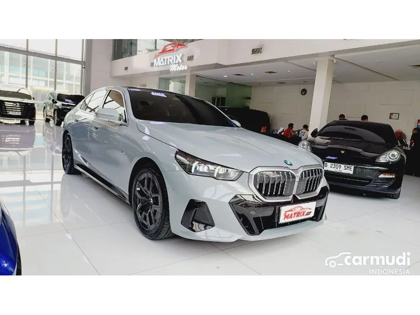 2024 BMW 520i M Sport Sedan