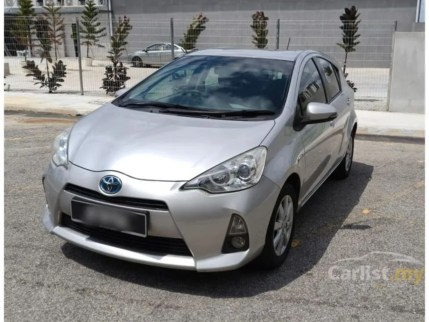 2013 Toyota Prius C Hybrid Hatchback