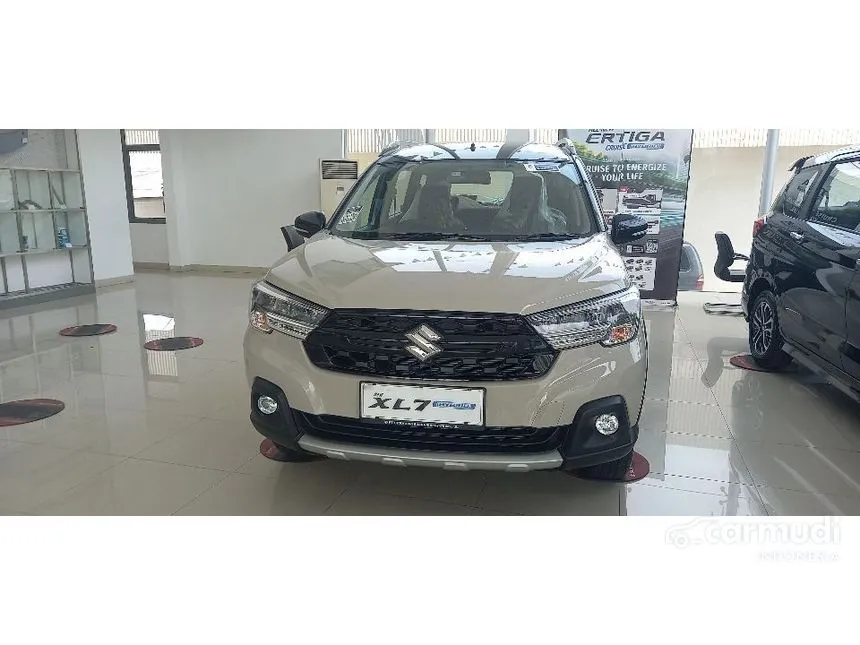 Jual Mobil Suzuki XL7 2024 ALPHA Hybrid 1.5 di Banten Manual Wagon Putih Rp 222.228.288