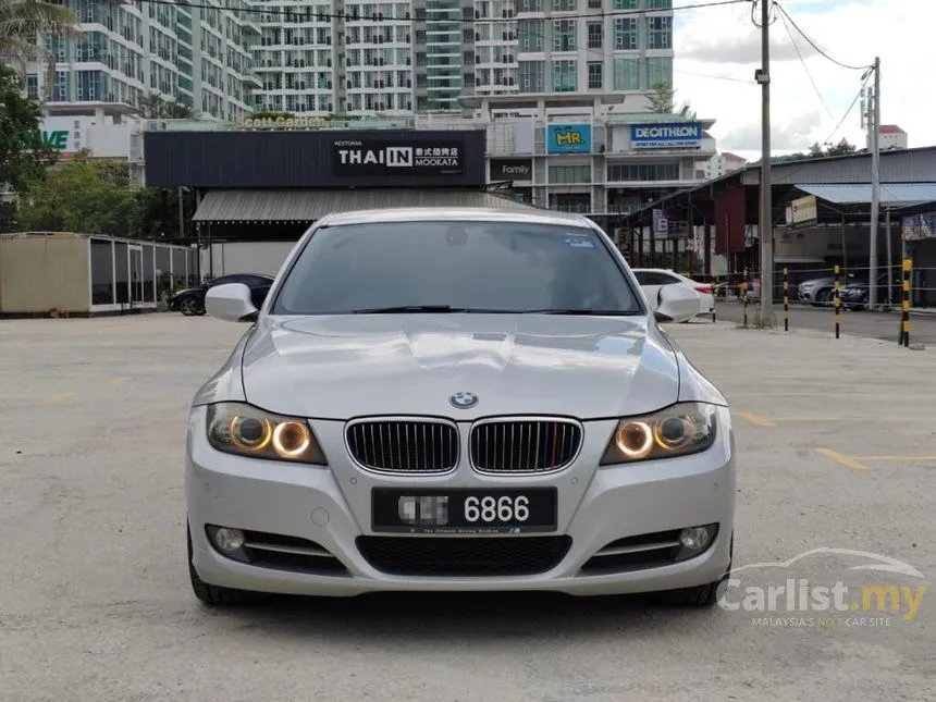 2012 BMW 320i Executive Sedan