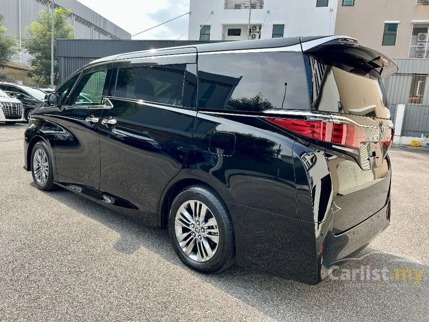 2024 Toyota Alphard Z 7-Seater MPV