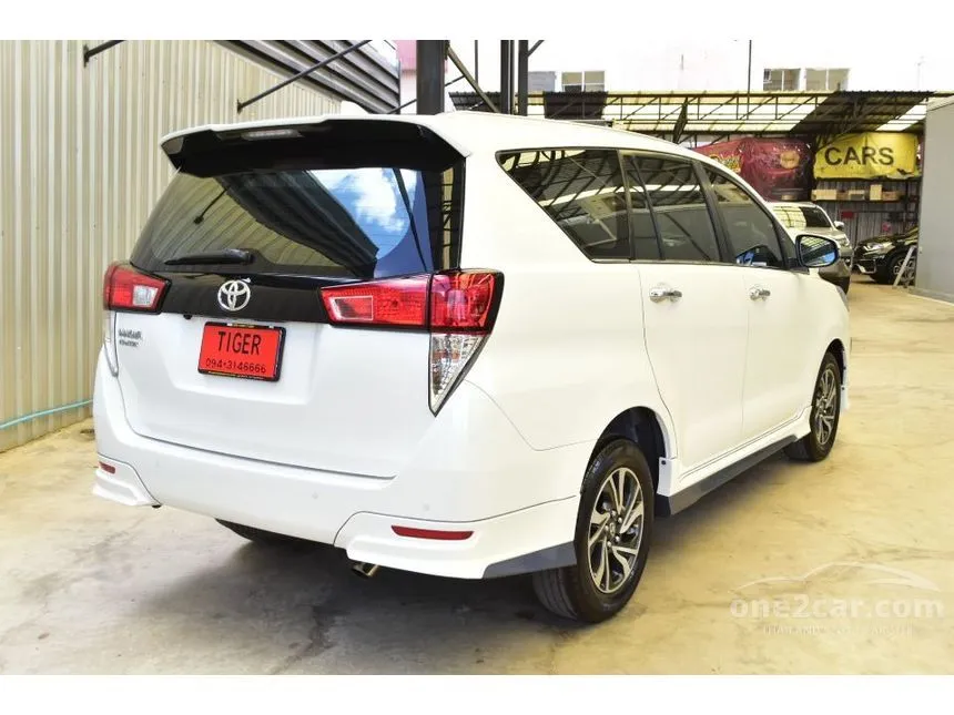 2021 Toyota INNOVA Crysta Wagon