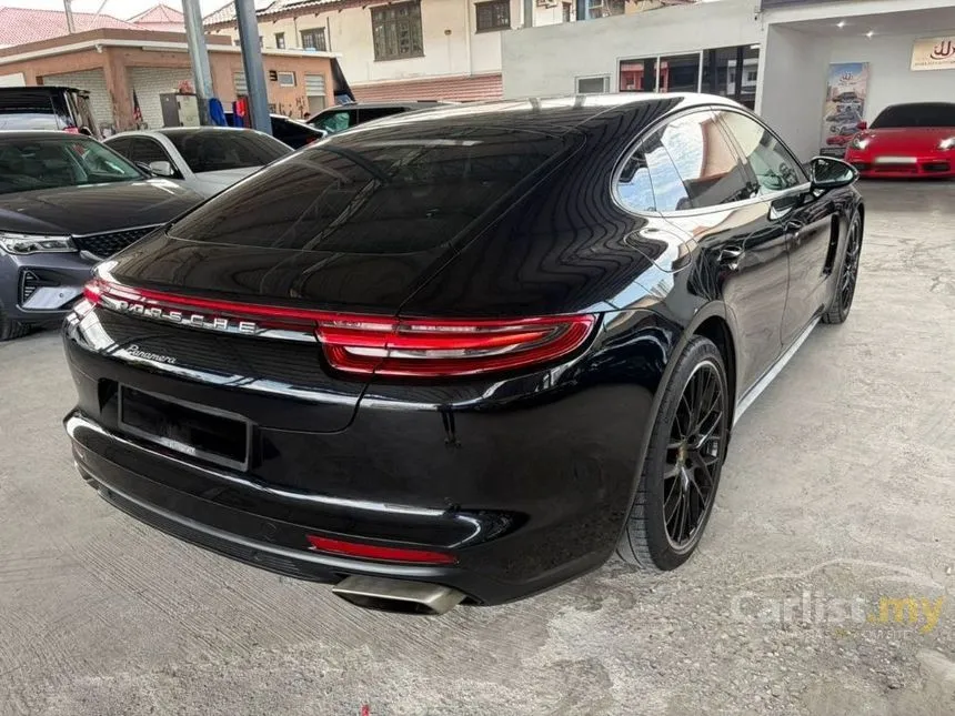 2018 Porsche Panamera Hatchback