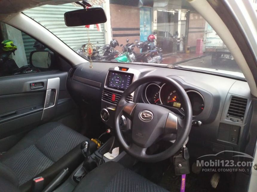 2015 Daihatsu Terios X SUV