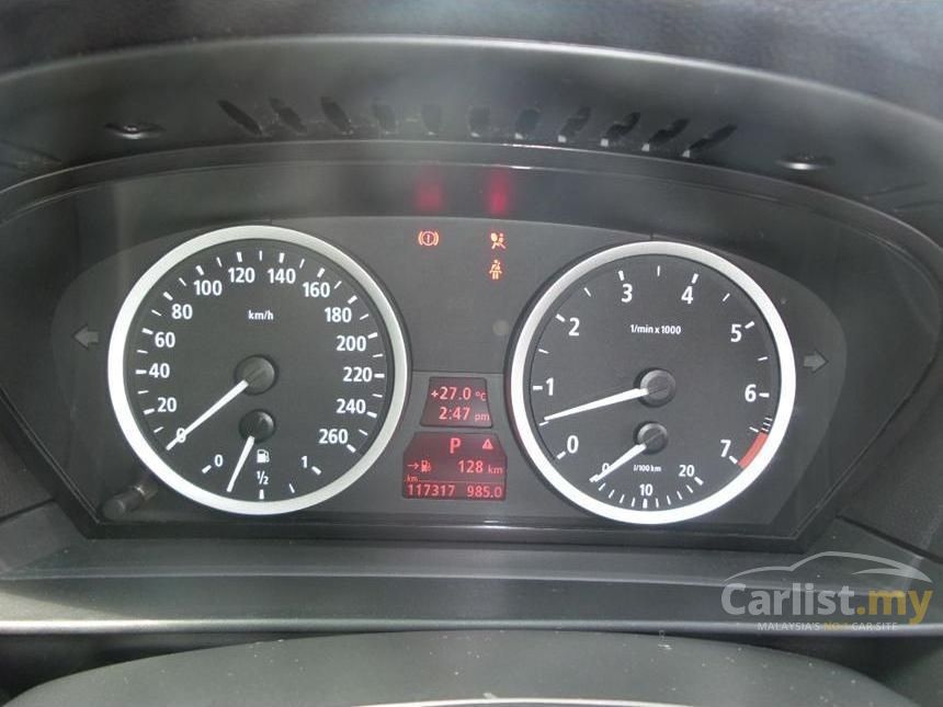 2005 BMW 523i Sedan