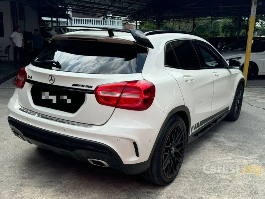 2015 Mercedes-Benz GLA180 AMG SUV