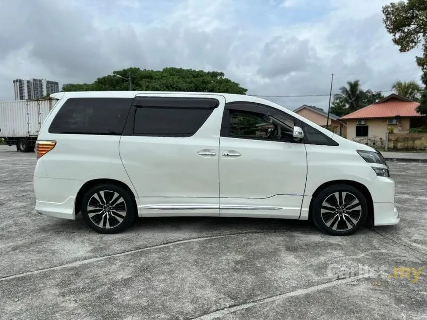 2012 Toyota Vellfire Z MPV