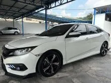 2017 Honda Civic 1.5 TC Sedan / TIP TOP CONDITION FREE WARRANTY - FREE SERVICE - FREE TINTED VOUCHER