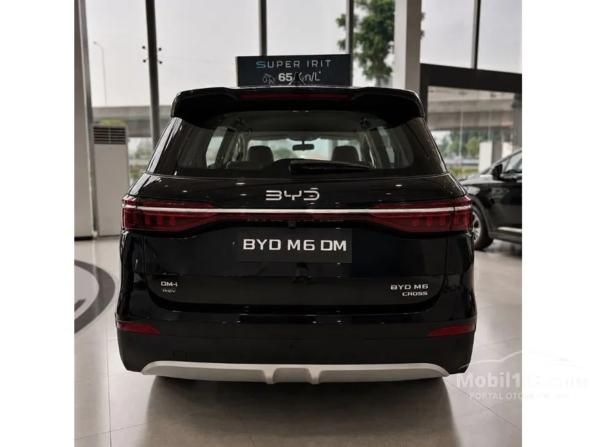 2026 BYD M6 DM-i Cross Advanced PHEV MPV