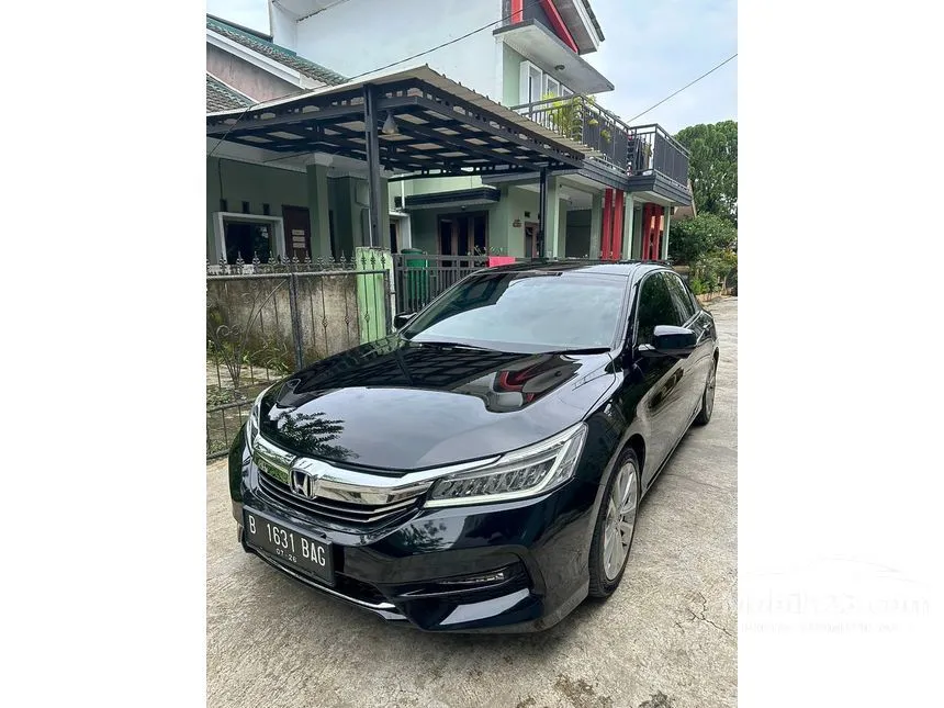 2016 Honda Accord VTi-L Sedan