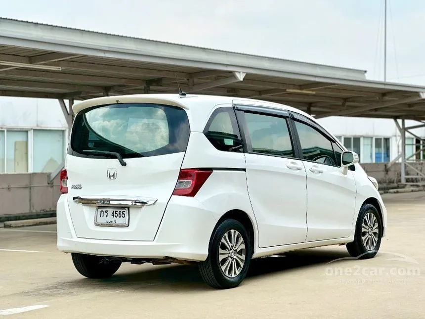 2013 Honda FREED EL Wagon