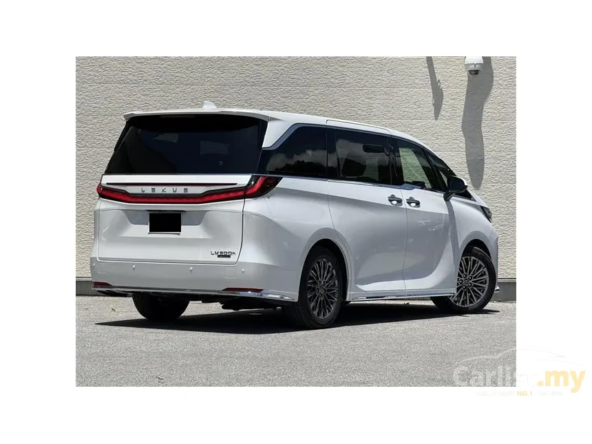 2025 Lexus LM 500h Version L 6 Seater MPV