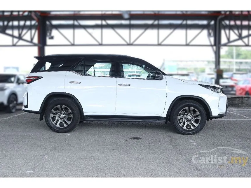 2022 Toyota Fortuner VRZ SUV